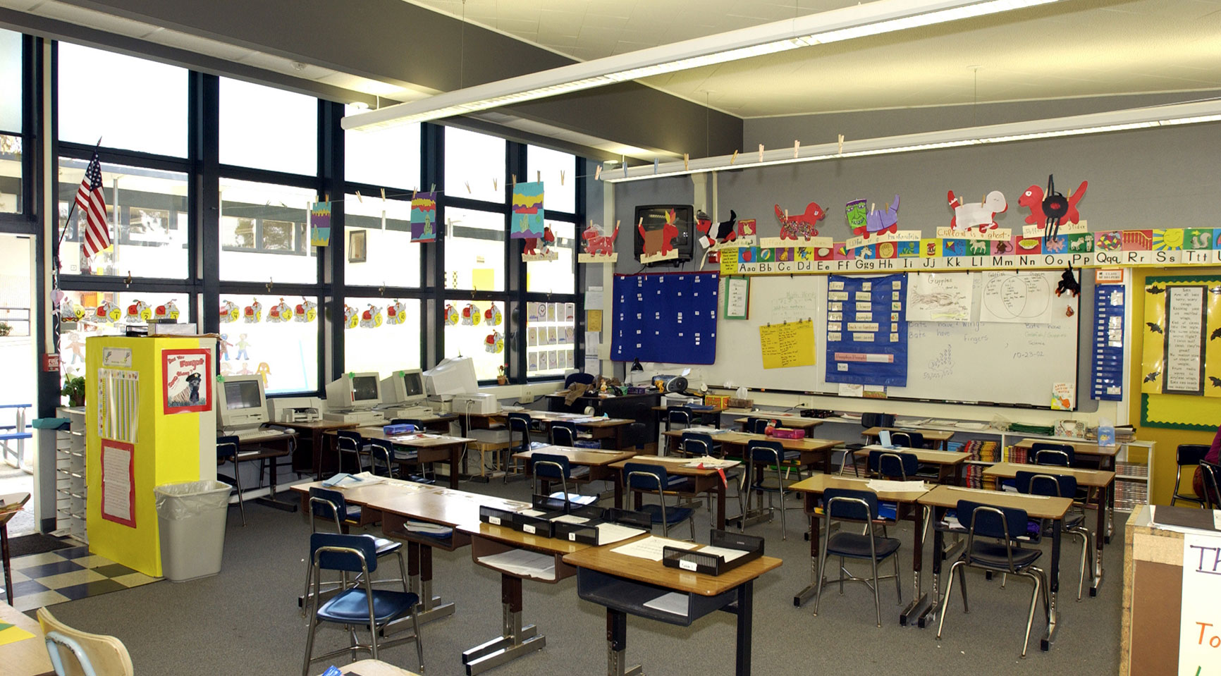 Early 2000's Elementary School Classroom