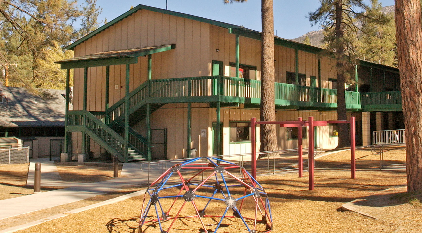 Idyllwild K-8 School Building