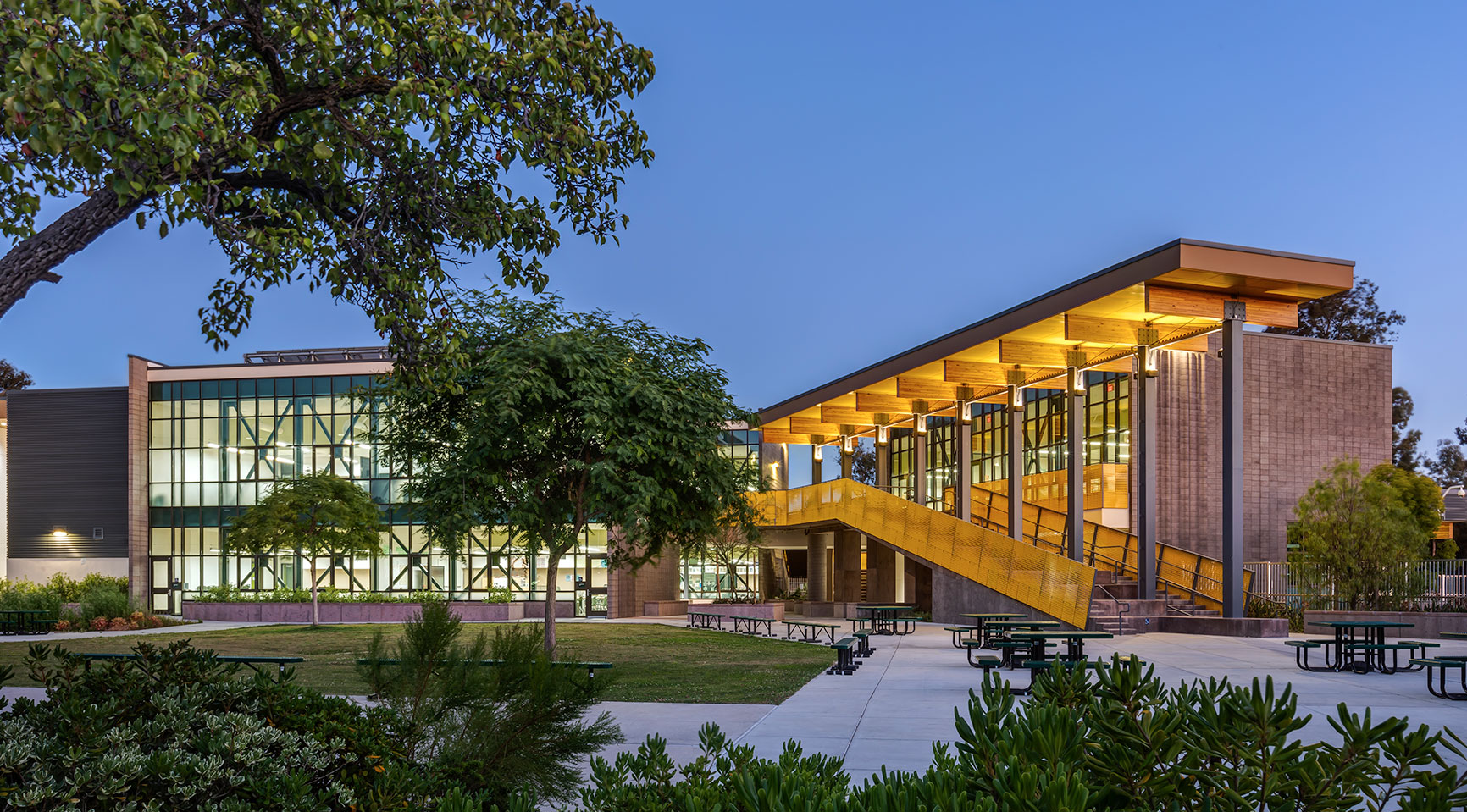 Patrick Henry High School Classroom Building