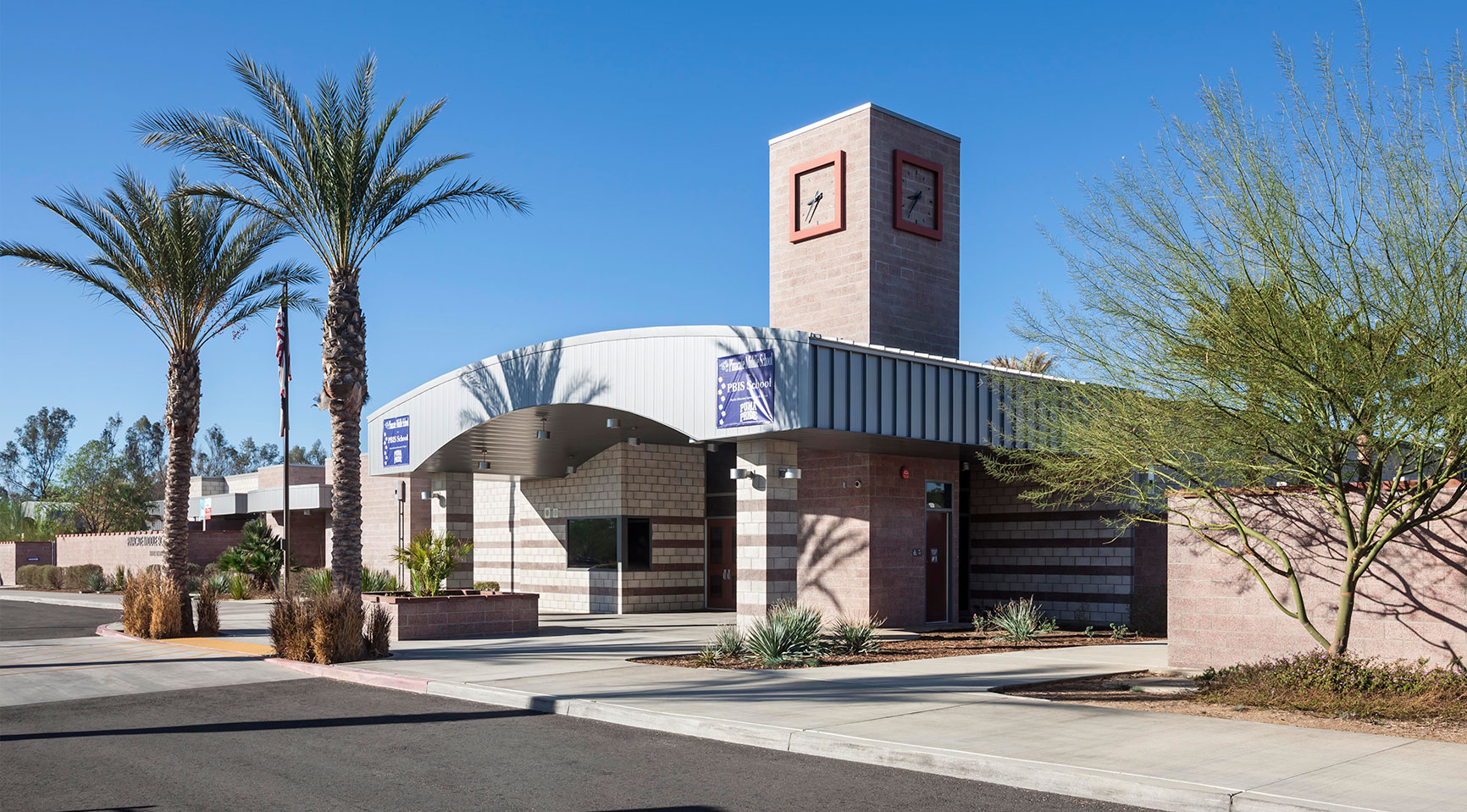 Pinacate Middle School Perris