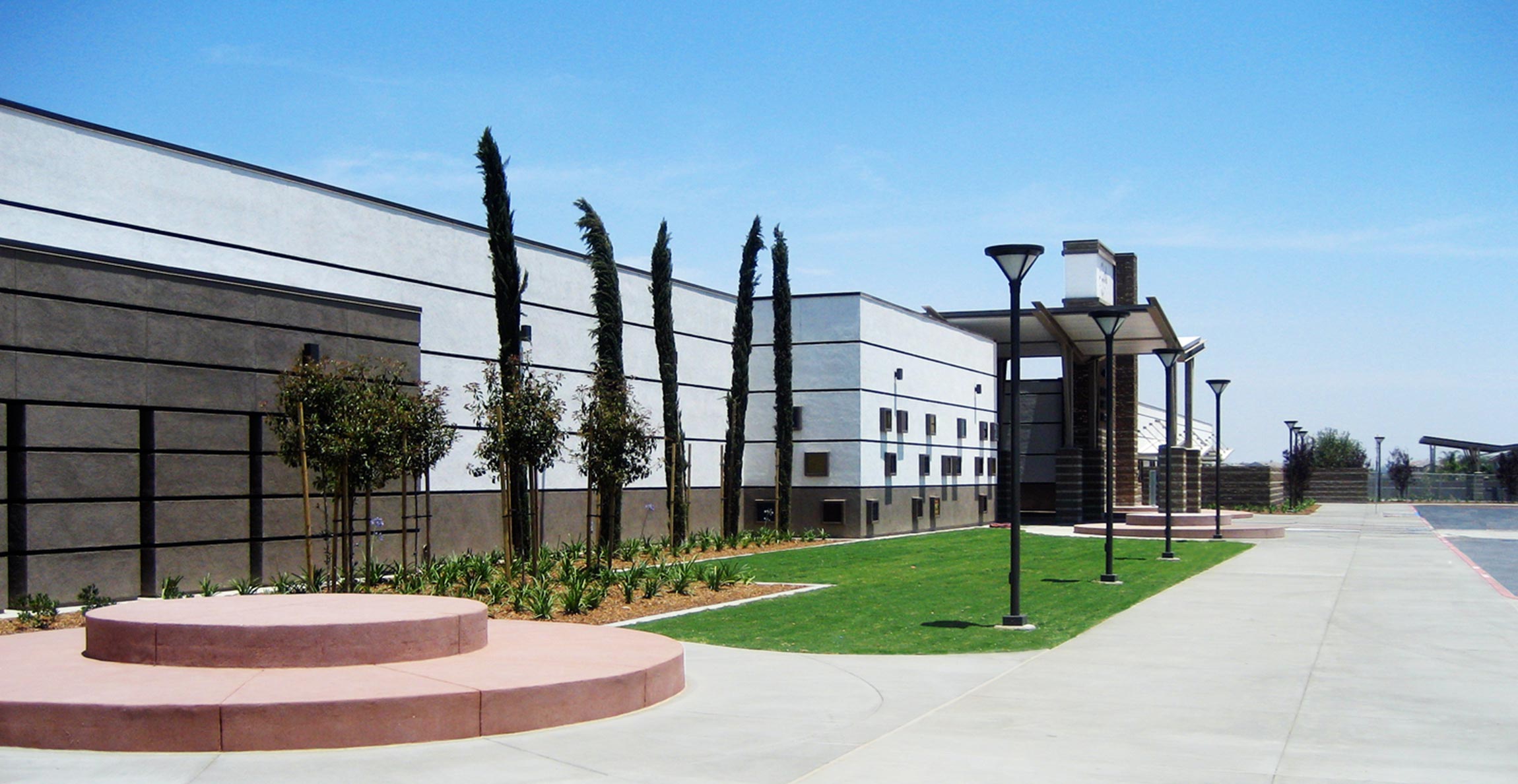 apartments near rosa parks elementary